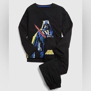 GapKids Star Wars Darth Vader PJ Set size 4